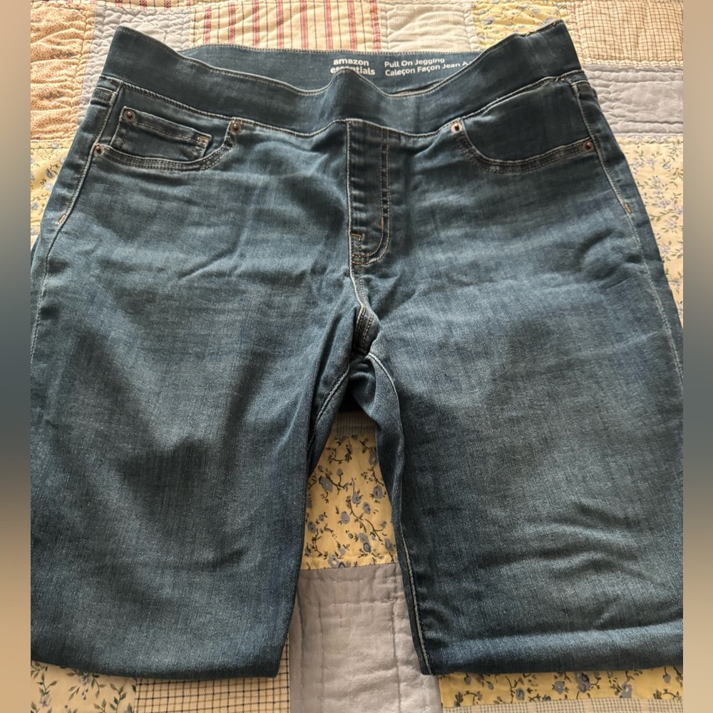 Amazon Essentials Pull-On Jegging, Size 12